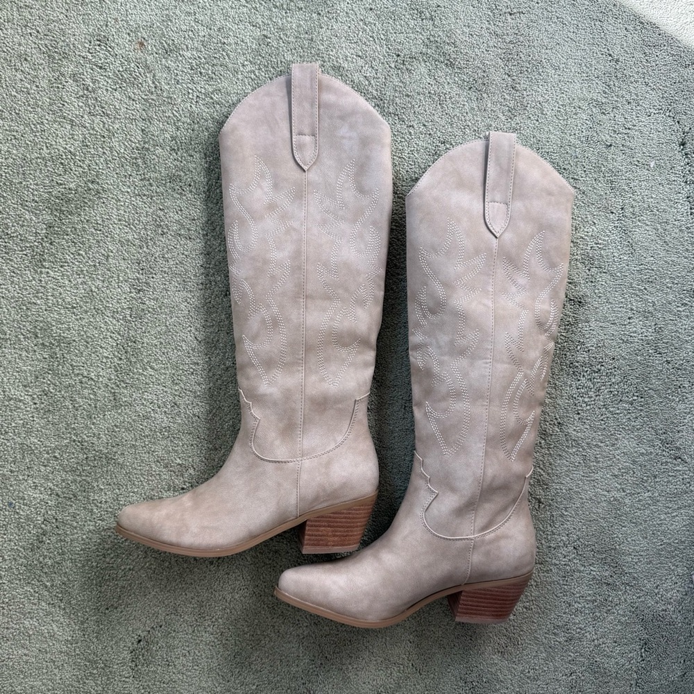 BILLINI URSON BOOTS TAUPE - Picture 3 of 4
